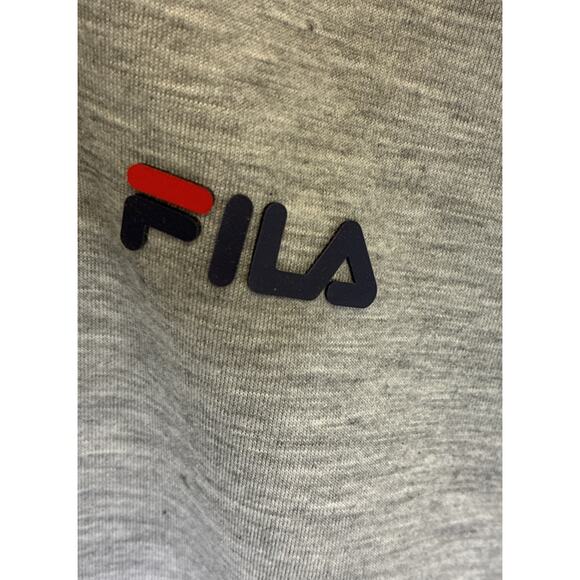 Fila Men’s Hoodie Medium Gray Pullover Sweatshirt Athletic Casual Soft Cozy - Picture 2 of 7